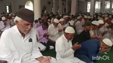 जमुई: जामा मस्जिद सहित जमुई के विभिन्न मस्जिदों में अकीदत के साथ अदा की गई रमजान के पहले जुमा की नमाज, मांगी गई दुआएं