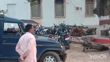 बड़ा मलेहरा: वार्ड नंबर 9 में दरवाजे पर खड़ी कार को ट्रैक्टर ने मारी टक्कर, मामला दर्ज