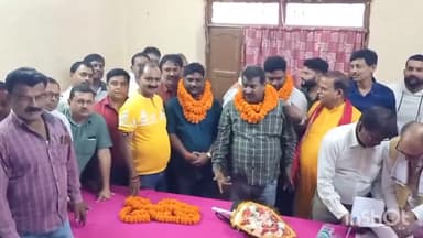 फारबिसगंज: फारबिसगंज में मध्यदेशीय वैश्य सभा की बैठक आयोजित, मिंटू जिलाध्यक्ष और गोपाल जिला महामंत्री बने