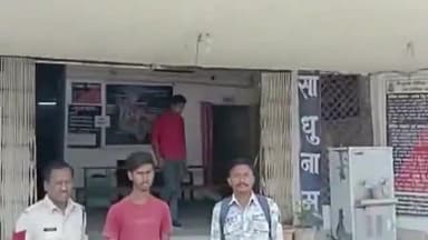 लैलूंगा: अवैध बिक्री के लिये गांजा परिवहन कर रहा युवक पकरगांव बस स्टैंड से गिरफ्तार, आरोपी से 2 किलो गांजा जप्त*…