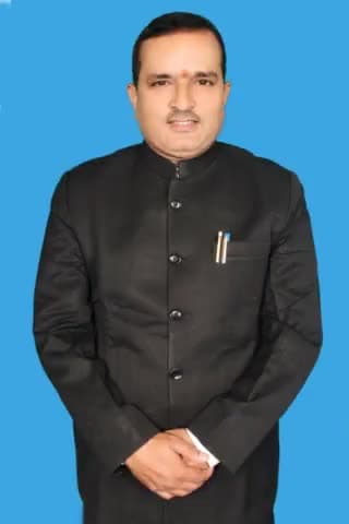 बलरामपुर समाचार अलग-अलग धाराओं में सुमित कौशल पुत्र दिलीप कौशल को 10 वर्ष की सजा 65000 जुर्माना शासकीय अधिवक्ता पास्को एक्ट पवन कुमार शुक्ला की मजबूत दलीलों के सामने अभियुक्त के वकील की एक न चली मामला थाना तुलसीपुर नई बाजार से संबंधित 2017