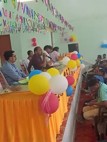 रोहतास जिले के बिहार शिक्षा परियोजना सभागार में राष्ट्रीय आविष्कार अभियान अंतर्गत जिला भर के बच्चे 24 तीन 2023 को उपस्थि