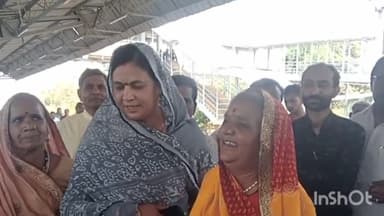 बासोदा: गंजबासौदा 33 तीर्थयात्रियों मुख्यमंत्री तीर्थ दर्शन योजना के तहत द्वारकाधीश दर्शन के लिए ट्रेन में बिठाकर किया रवाना