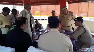 जयसिंहपुर: कूरेभार थाने में आयोजित थाना समाधान दिवस में पहुंचे आईजी रेंज अयोध्या, राजस्व कर्मी व पुलिसकर्मी रहे मौजूद