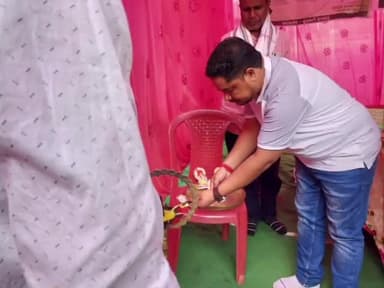 କେନ୍ଦୁଝର ସହର: ଶୁଆକାଠି ଠାରେ ବ୍ୟାଙ୍କିଙ୍ଗ ସେବା ଓ ଋଣ କର୍ମଶାଳା ଅନୁଷ୍ଠିତ, ଯୋଗଦେଲେ ବାଂଶପାଳ ବ୍ଲକ ଅଧ୍ୟକ୍ଷ