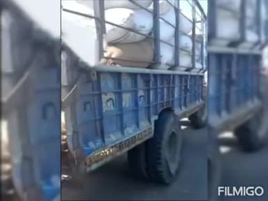 कोटा के उद्योगनगर थाना इलाके में एक ट्रैक्टर-ट्रॉली ने ऑटो को पीछे से टक्कर मारी। डीसीएम निवासी कैलाशी बाई की मौत।