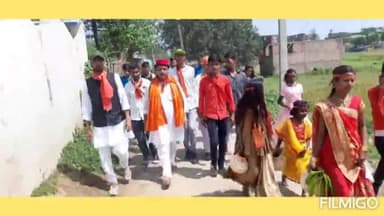 वासन्ती दुर्गापूजा के पावन अवसर पर अपने सभी क्षेत्रवासियों के साथ माता रानी के भव्य शोभायात्रा के आयोजन में सम्मलित हुआ🙏🙏