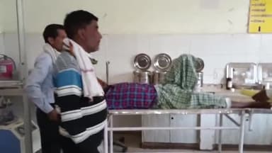 बदायूं: रायपुर गांव के पास तीन पहिया की ठेली ने बाइक सवार को मारी टक्कर, बाइक सवार हुआ गंभीर रूप से घायल