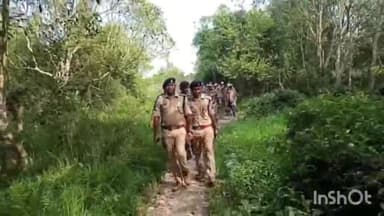 लखीमपुर: जिले में सुरक्षा व्यवस्था को लेकर इंडो नेपाल बॉर्डर सहित सीमावर्ती क्षेत्रों का SP व एसएसबी के अधिकारियों ने लिया जायजा