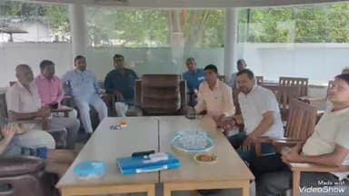 जयसिंहपुर: रतनपुर में जनता दर्शन के जरिए क्षेत्र के लोगों से रूबरू हुए MLA पुत्र पुलकित सिंह, बूथ पर सुनी पीएम के मन की बात