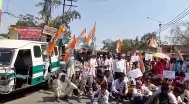 बिल्हौर तहसील मुख्यालय 
#न्यू_टाउनशिप_नीति के 
#खिलाफ़
#हल्लाबोल