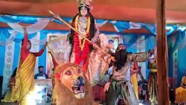 बगोदर: खेतको में रामनवमी पूजा के अवसर पर भक्ति जागरण का किया गया आयोजन, पूर्व विधायक नागेन्द्र महतो ने किया उद्घाटन