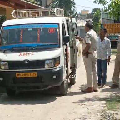 बरौली: गुप्त सूचना के आधार पर पुलिस ने बरौली थाना क्षेत्र के सब्जी मंडी में शराब पी रहे 4 युवकों को गिरफ्तार कर भेजा जेल