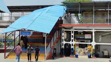 सोनीपत: सोनीपत रेलवे स्टेशन के फुट ओवरब्रिज पर मिला अज्ञात व्यक्ति का शव, जांच में जुटी रेलवे पुलिस