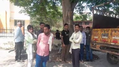 मैनपुरी: गढ़िया गोविंदपुर में आलू ढकने गए किसान की सांप के काटने से हुई मौत, पुलिस ने शव को पोस्टमार्टम के लिए भेजा