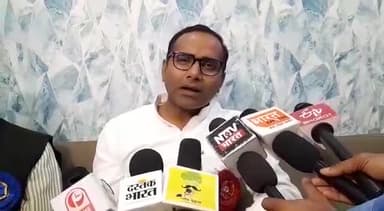 जयसिंहपुर: कमनगढ़ के निजी कार्यक्रम में पहुंचे पूर्व एमएलसी सुनील सिंह साजन, राहुल गांधी को लेकर बीजेपी पर कसा तंज