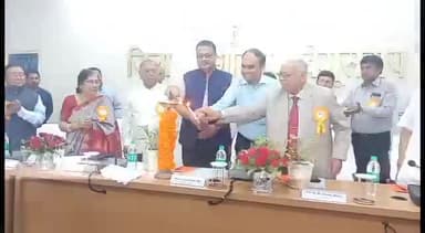 बेगूसराय: कारगिल भवन में कर्नल एमएम घोष चैरिटबल ट्रस्ट ने 37 बच्चों को किया सम्मानित, शिक्षा विभाग के अपर मुख्य सचिव हुए शामिल