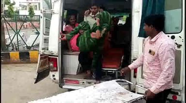 इटावा: मुरोंग जैतपुर के पास दो कार की टक्कर में तीन महिलाएं घायल जिला अस्पताल में इलाज जारी,मंदिर से दर्शन कर लौट रही थी