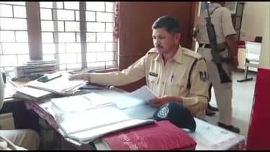 इंदौर: सदर बाजार पुलिस ने बक्शी बाग विकलांग ऑफिस के पीछे से 4 आरोपियों को जुआ खेलते किया गिरफ्तार