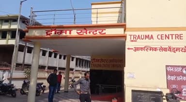 कन्नौज: जलालाबाद के पास अनियंत्रित होकर पलटा टेंपो, 5 लोग घायल