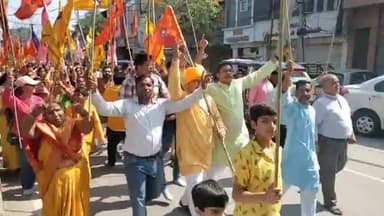 जगाधरी: श्री श्याम संकीर्तन मंडल की ओर से खाटू श्याम संकीर्तन से पहले जिले में निकाली गई शोभायात्रा