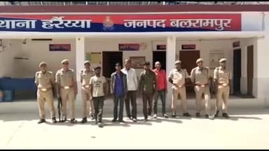 बलरामपुर: थाना हरैया पुलिस टीम ने विभिन्न मामलों से संबंधित 5 नफर वारंटियों को अलग-अलग जगहों से किया गिरफ्तार