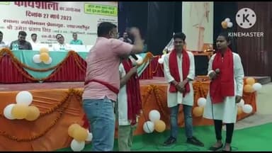 शाहजहांपुर: नशा मुक्त भारत अभियान के अंतर्गत गांधी भवन में आयोजित हुई कार्यशाला, रंग कर्मियों द्वारा किया गया जागरूक