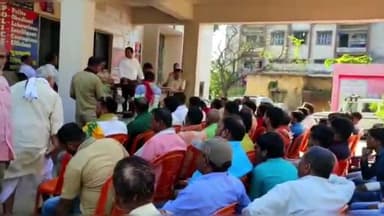 कटेया: कटेया थाना परिसर में रामनवमी एवं रमजान पर्व के लिए हुई शांति समिति की बैठक।