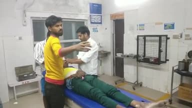 इटावा: हरिहरपुर गांव में शराब के नशे में छत से गिरकर एक व्यक्ति हुआ घायल, गंभीर हालत में जिला अस्पताल से सैफई PGI रेफर