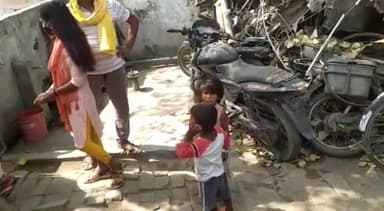 जहानाबाद: एक नंबर गुमटी के समीप मां-बाप से बिछड़े दो मासूम बच्चे, स्थानीय लोगों ने दी पुलिस को सूचना