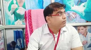 मुरादाबाद: पाकबड़ा में अवैध चल रहे जच्चा बच्चा अस्पताल पर एसीएमओ संजीव बेलवाल की छापामार कार्रवाई, अस्पताल को किया सील