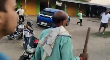 महसी: बन्धनसिंह पुरवा में घर पहुंचे लोगों पर विशेष समुदाय के लोगों ने तलवार व फावड़े से किया हमला, 5 घायल व 6 पर केस दर्ज