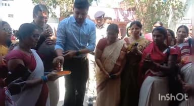 केवटी रनवे: बाल विकास परियोजना कार्यालय केवटी रनवे में पोषण पखवारा आयोजित, आएएस सह प्रशिक्षु बीडीओ सूर्य प्रताप सिंह ने दिलाया शपथ