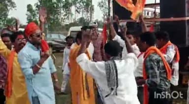 बस्तर: महुपालबरई हनुमान मंदिर से रामनवमी पर्व में शामिल होने के लिए निकाली गई बाइक रैली