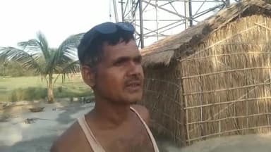 कुढ़नी: खबर के असर,गोरैया दुबियाही वार्ड -9में स्ट्रक्चर झुका नल जल का रिप्यरिंग करते बेल्डर राजू सहनी ने बताया