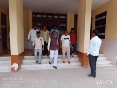 सफीपुर: औरास में ब्लॉक समाधान दिवस का हुआ आयोजन, विधायक बृजेश रावत ने सुनी लोगों की समस्याएं