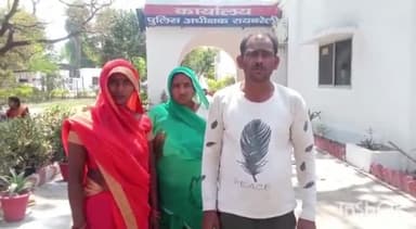 रायबरेली: थुलेडी चौकी के दीवान पर पीड़ित ने पिटाई करने का लगाया आरोप, न्याय ना मिलने पर पुलिस अधीक्षक से लगाई गुहार