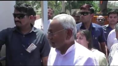 पटना ग्रामीण: तेजस्वी यादव को बेटी होने पर बधाई दे दी है, बहुत ही खुशी की बात है- मुख्यमंत्री नीतीश कुमार