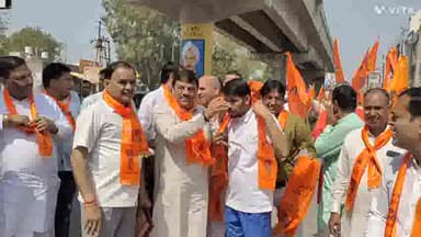 बहादुरगढ़: सेक्टर 7 से सनातनी रक्षा दल की ओर से शहर में निकाली गई शोभायात्रा, पूर्व विधायक नरेश कौशिक ने की शिरकत