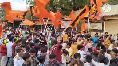 आगर: रामनवमी पर जिला मुख्यालय पर रक्षक मित्र मंडल ने निकाला जुलूस, बड़ी संख्या लोग हुए शामिल