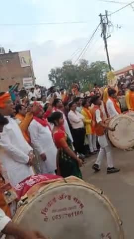 Ramnavmi ke juloos me upasthit huya