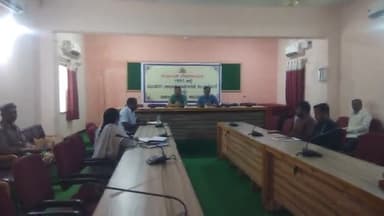 ಮುಂಡರಗಿ: ಪಟ್ಟಣದ ತಾಪಂ ಸಭಾಂಗಣದಲ್ಲಿ ಲೋಕಾಯುಕ್ತ ಅಧಿಕಾರಿಗಳಿಂದ ಕುಂದುಕೊರತೆ ಸಭೆ