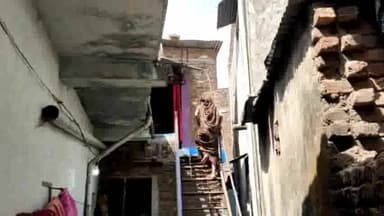 बीना: शास्त्री वार्ड में हत्या के मामले में पुलिस ने मृतक महिला की बेटी व उसके प्रेमी पर हत्या का मामला किया दर्ज, तलाश जारी