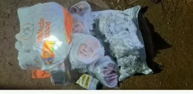 ಮುಂಡರಗಿ: ಪಟ್ಟಣದ ಹೊರವಲಯದ ಚೆಕ್ ಪೋಸ್ಟ್ ನಲ್ಲಿ ಪ್ರಚಾರ ಸಾಮಗ್ರಿ ವಶಕ್ಕೆ