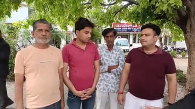 बुलंदशहर: शिकारपुर से एसएसपी कार्यालय पहुंचकर युवक ने परिवार के लोगों पर लगाया रंजिश के चलते फायर करने का आरोप