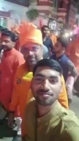 जौनपुर में रामनवमी के दिन निकाली गई शोभायात्रा