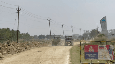 घोंटा जा रहा #रामगढ़_ताल की छोटी #झीलों का गला, तय था 6.5 एकड़ झील की #Dredging कर #beautification करना था लेकिन अधिकांश हिस्से पर #झील ही पाट दी गयी