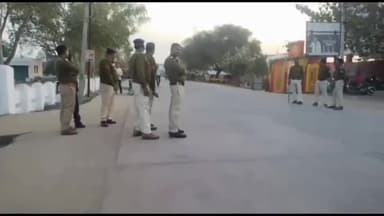 अमानगंज: पुलिस ने थाना तिराहे पर लगाई वाहन चेकिंग, लापरवाह 8 वाहन चालकों के काटे चालान व वसूला समन शुल्क