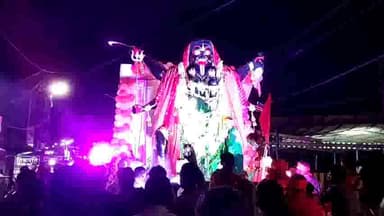 बीना: गुप्ता गार्डन में 9 दिन विराजमान रही महाकाली, देर रात मोतीचूर घाट पर किया गया विसर्जन