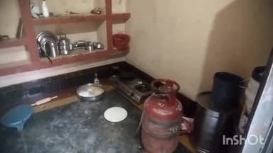 बिलग्राम: कजंडपुरवा में खाना बनाते समय गैस चूल्हे से किशोरी के कपड़ों में लगी आग, गंभीर रूप से झुलसी किशोरी